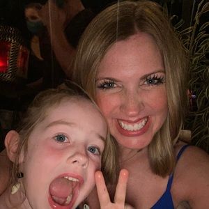 Meet your Posher, Laurie